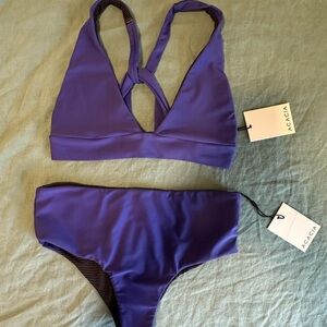 Acacia Bikini in Juniper